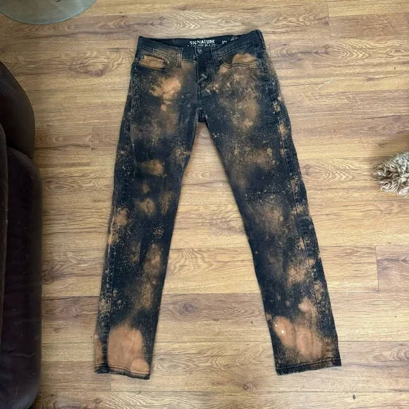 Signature by Levi’s Boho Festival Jeans - Picture 2 of 9